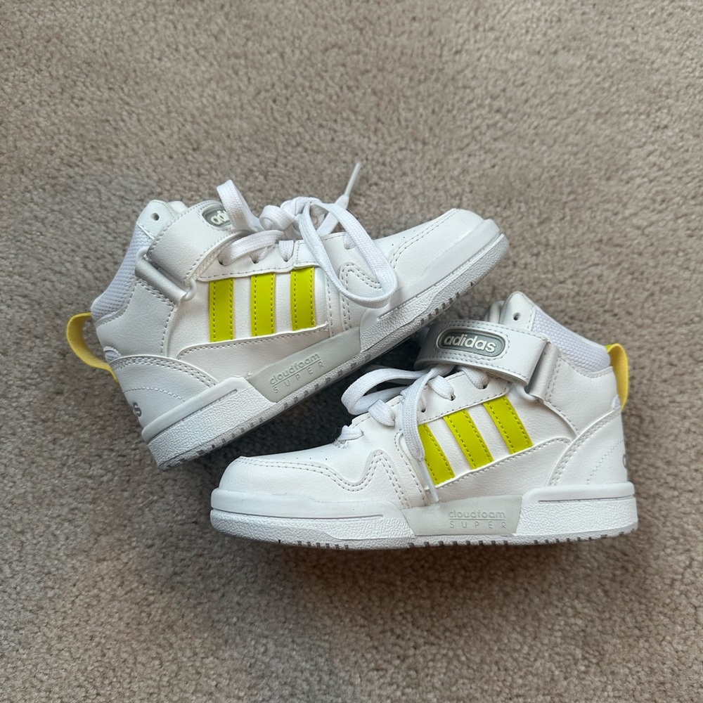 Adidas White and Yellow Forum Low Sneakers